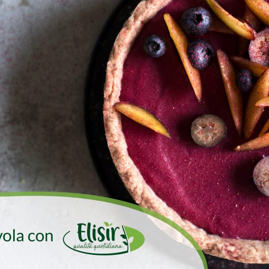 Crostata di susine e mirtilli